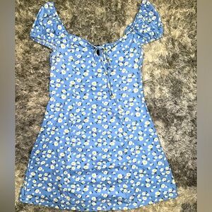 Cute blue flowery summer dress